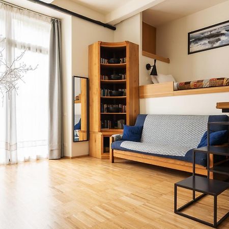 La Casa Colorata - Flats In Milan - Bocconiアパートメント エクステリア 写真