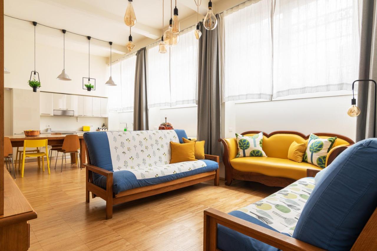 La Casa Colorata - Flats In Milan - Bocconiアパートメント エクステリア 写真