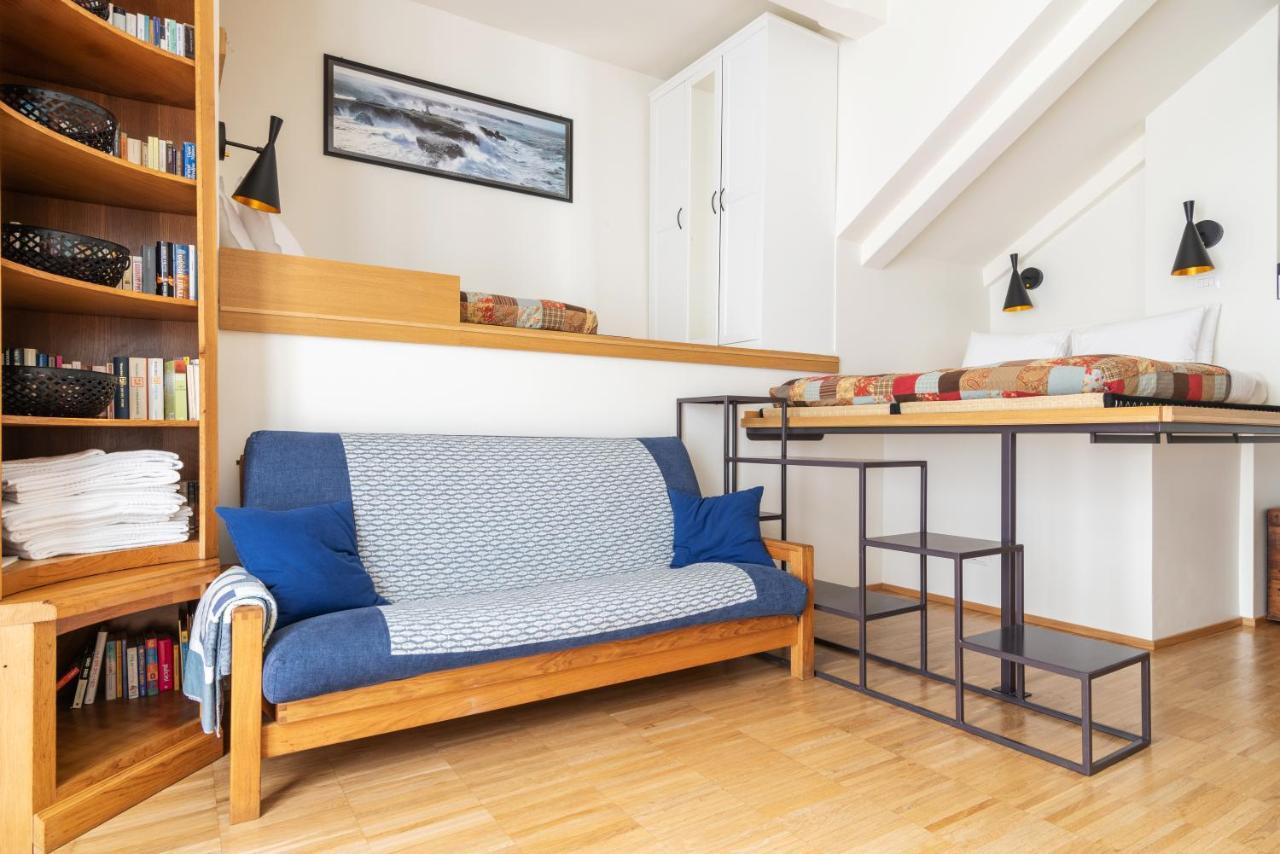 La Casa Colorata - Flats In Milan - Bocconiアパートメント エクステリア 写真