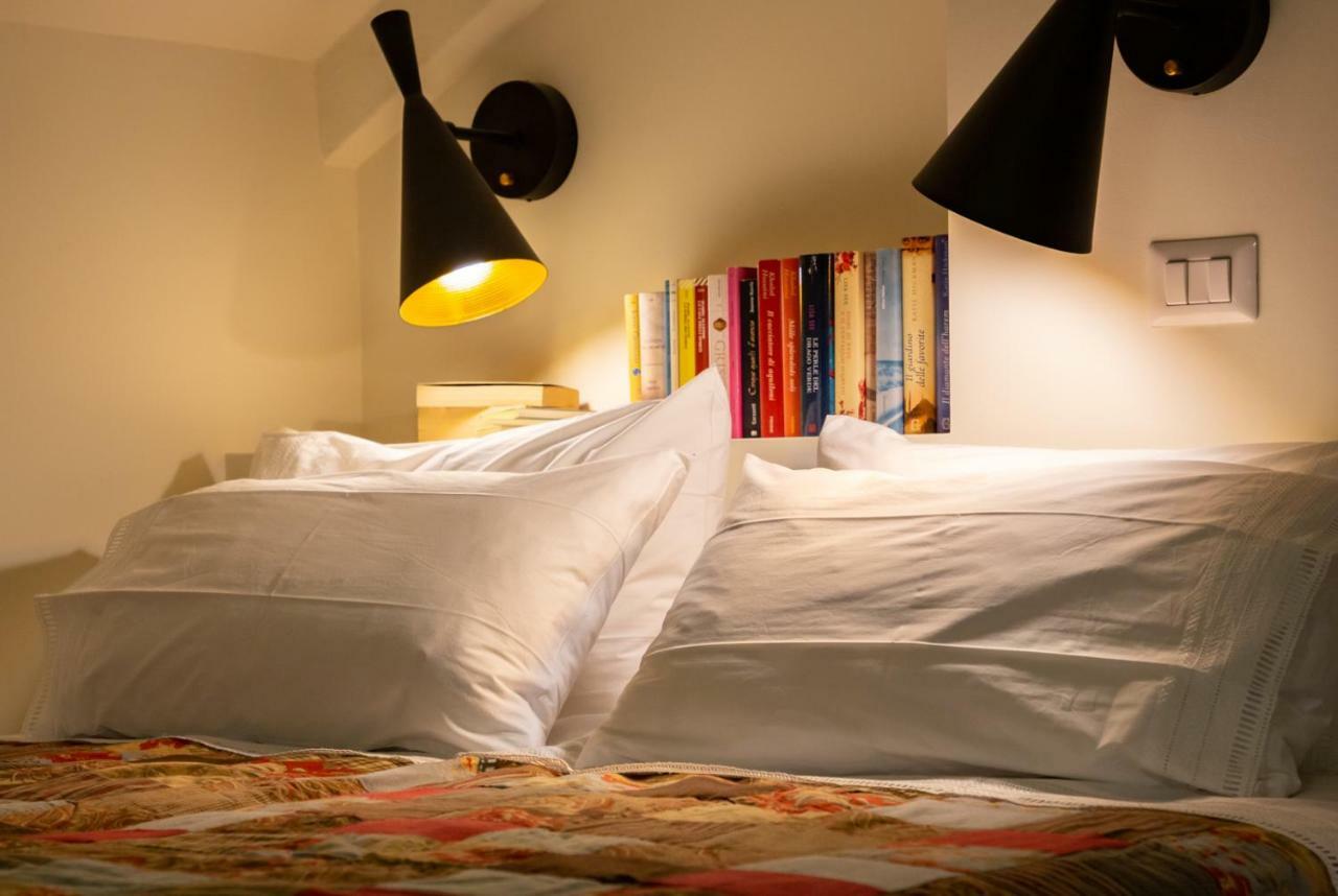 La Casa Colorata - Flats In Milan - Bocconiアパートメント エクステリア 写真