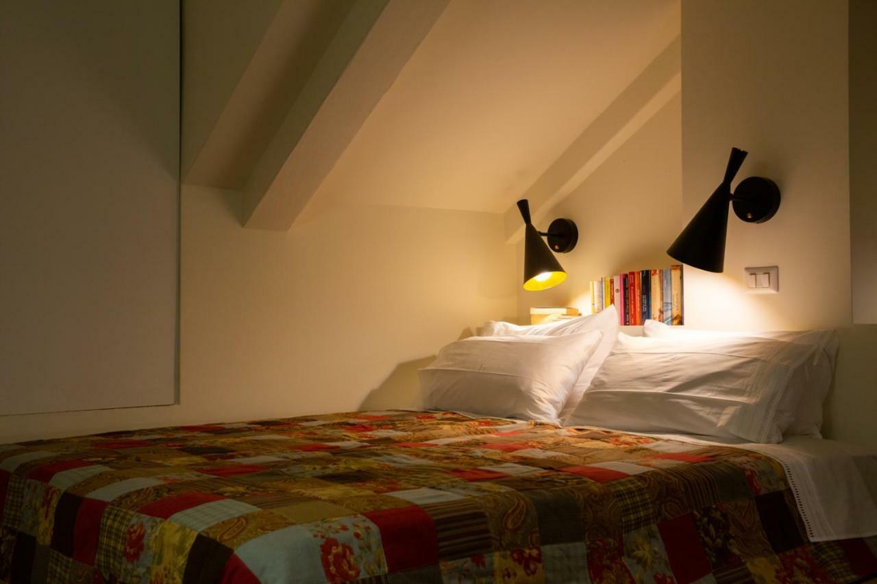 La Casa Colorata - Flats In Milan - Bocconiアパートメント エクステリア 写真